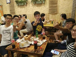 太仓烧烤加盟,学烧烤技术,开烧烤店多少钱疯狂烤翅加盟